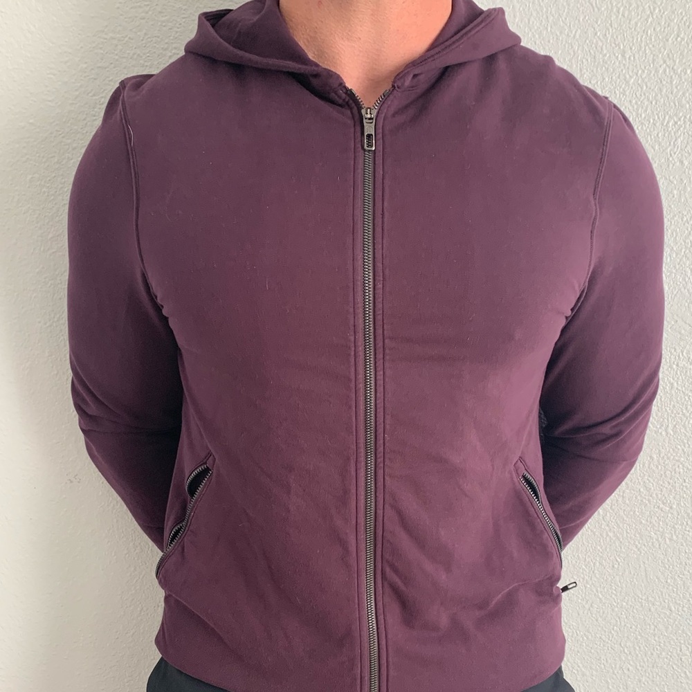 Lululemon men’s hoodie
